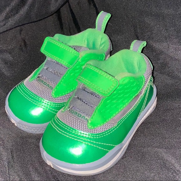 Adorable Tiny Baby Jordan’s - Picture 4 of 6